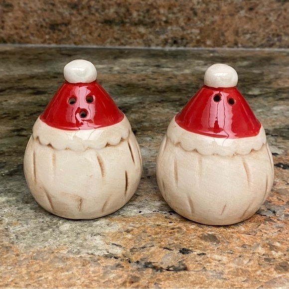 NEW Johanna Parker Santa Claus Salt and Pepper Shakers - Picture 2 of 4